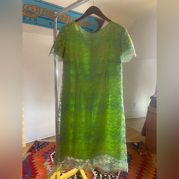 Vintage VERSACE Versus Couture Lime Green Iridescent Lace Shift Dress medium Vintage VERSACE Versus Couture Lime Green Iridescent Lace Shift Dress medium